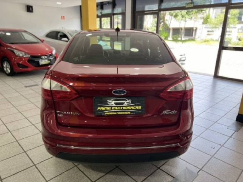 FIESTA 1.6 TITANIUM SEDAN 16V FLEX 4P AUTO - 2015 - CAXIAS DO SUL