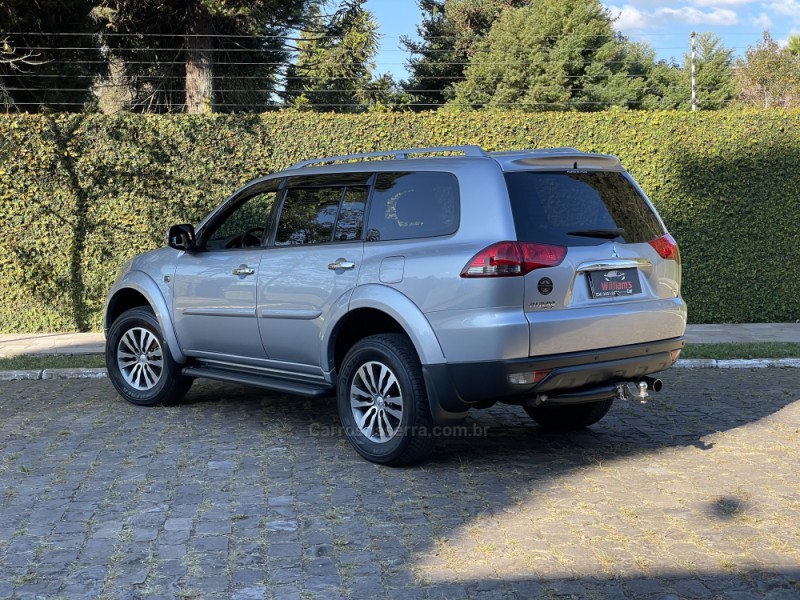 PAJERO DAKAR 3.2 HPE 4X4 7 LUGARES 16V TURBO INTERCOOLER DIESEL 4P AUTOMÁTICO - 2018 - FARROUPILHA