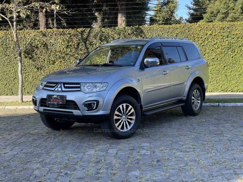 PAJERO DAKAR 3.2 HPE 4X4 7 LUGARES 16V TURBO INTERCOOLER DIESEL 4P AUTOMÁTICO - 2018 - FARROUPILHA