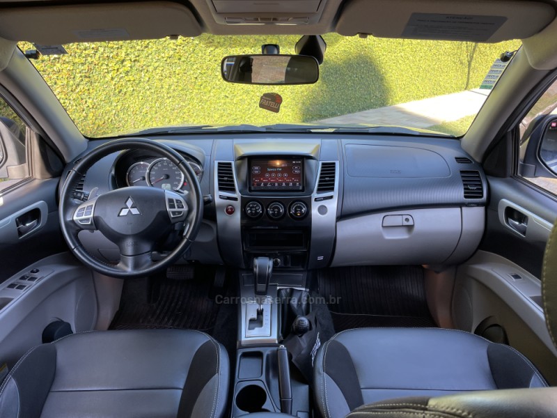 PAJERO DAKAR 3.2 HPE 4X4 7 LUGARES 16V TURBO INTERCOOLER DIESEL 4P AUTOMÁTICO - 2018 - FARROUPILHA