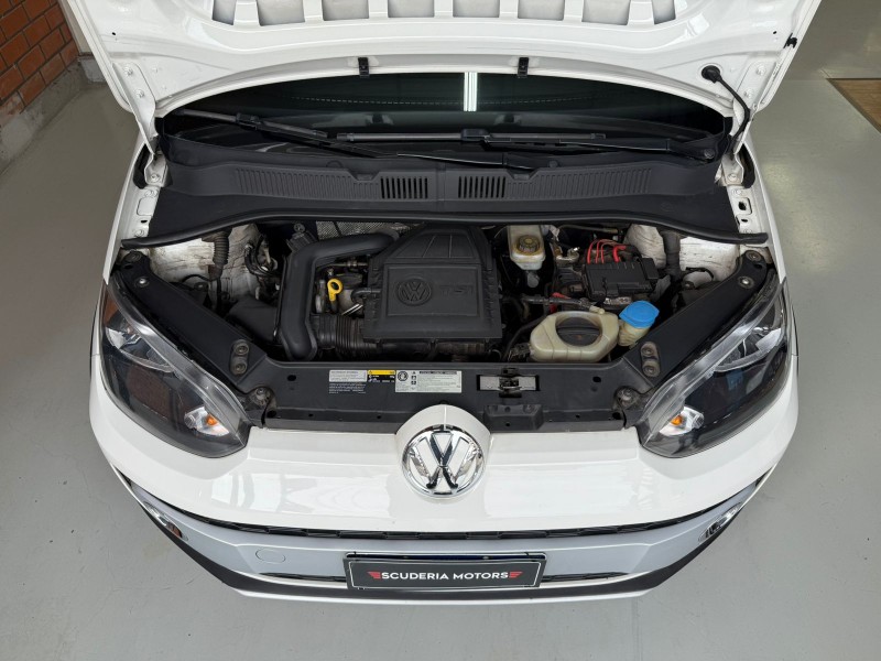 UP 1.0 TSI CROSS 12V FLEX 4P MANUAL - 2017 - BENTO GONçALVES