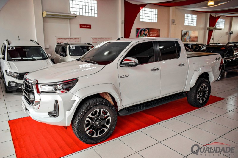 HILUX 2.8 SRX PLUS 4X4 CD TURBO DIESEL 4P AUTOMÁTICO - 2024 - SANTA CRUZ DO SUL