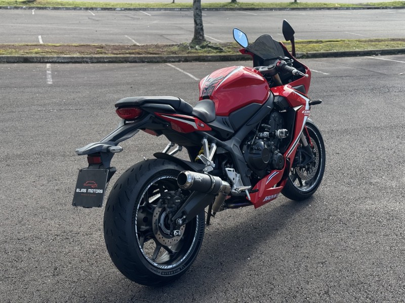 CBR 650R  - 2021 - BENTO GONçALVES