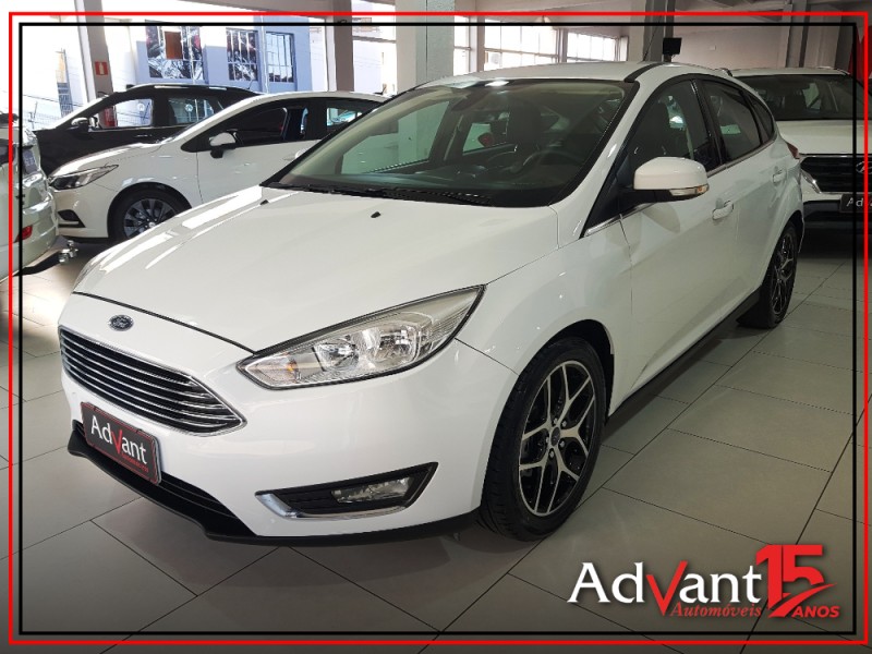 focus 2.0 titanium 16v flex 4p automatico 2016 caxias do sul