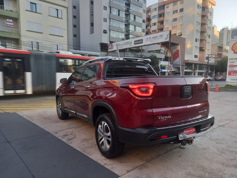 TORO 2.0 16V TURBO DIESEL VOLCANO AT9 4X4 AUTOMÁTICO - 2018 - CAXIAS DO SUL