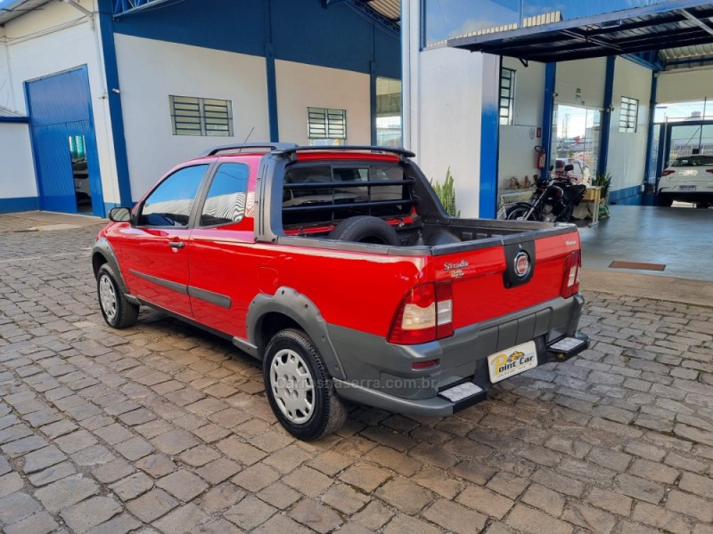 STRADA 1.4 MPI WORKING CD 8V FLEX 2P MANUAL - 2011 - VACARIA