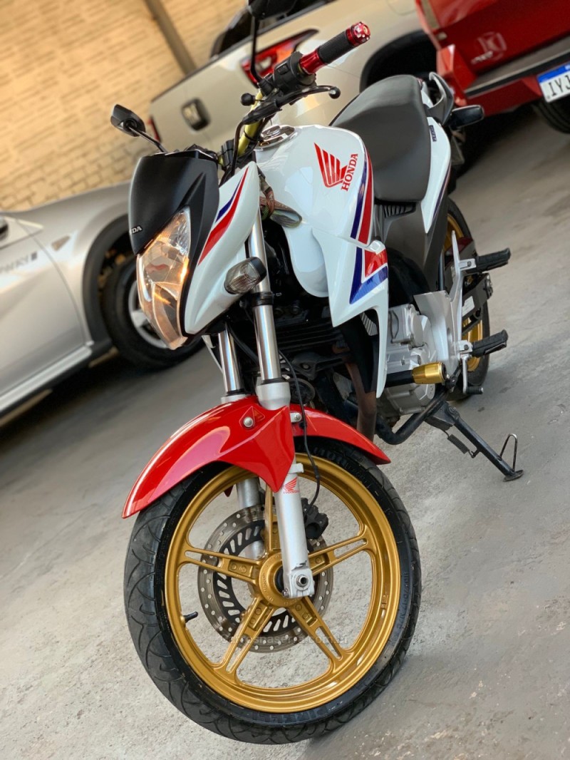 cb 300r abs 2015 caxias do sul
