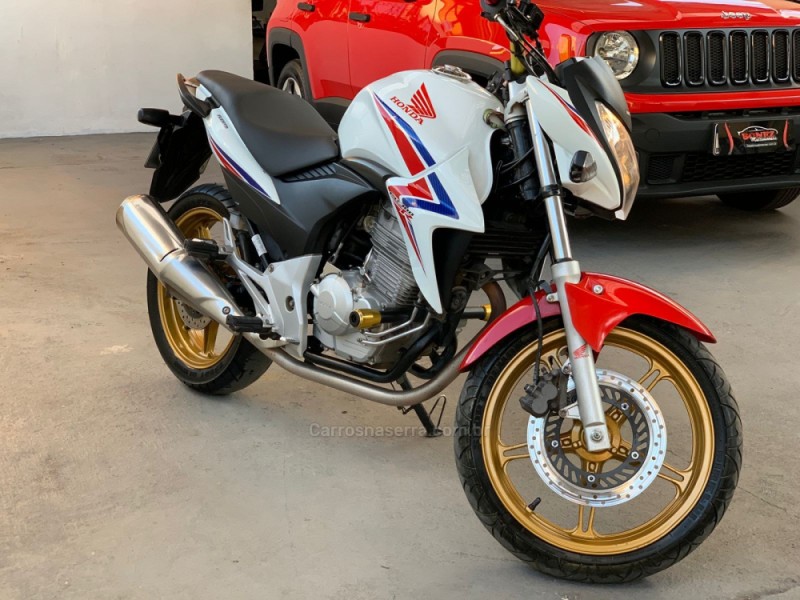 CB 300R ABS - 2015 - CAXIAS DO SUL