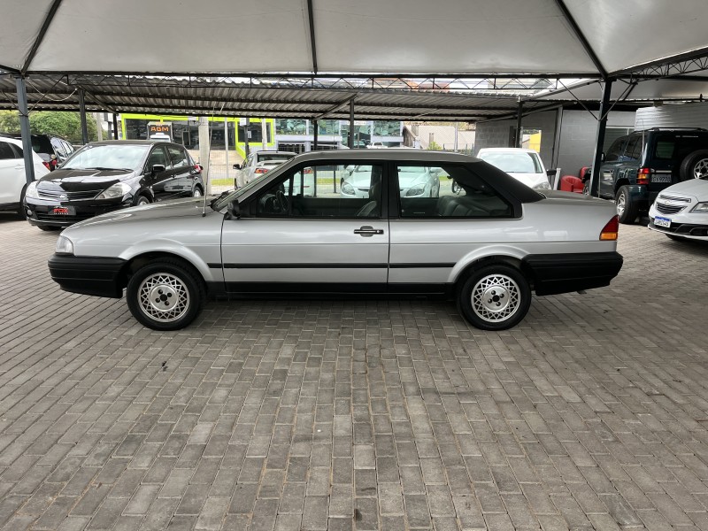 VERSAILLES 2.0 GL 8V GASOLINA 4P MANUAL - 1994 - CAXIAS DO SUL