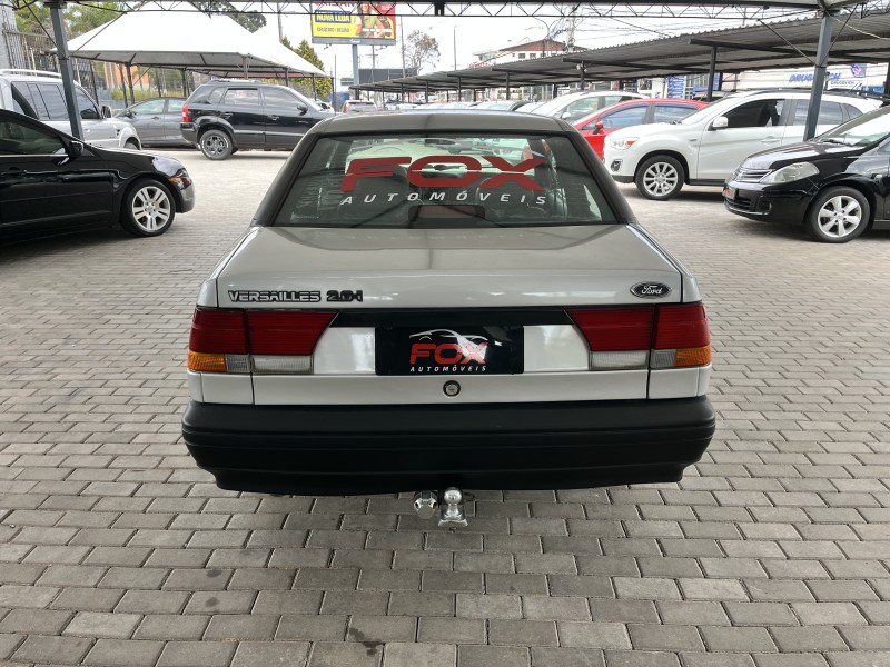 VERSAILLES 2.0 GL 8V GASOLINA 4P MANUAL - 1994 - CAXIAS DO SUL