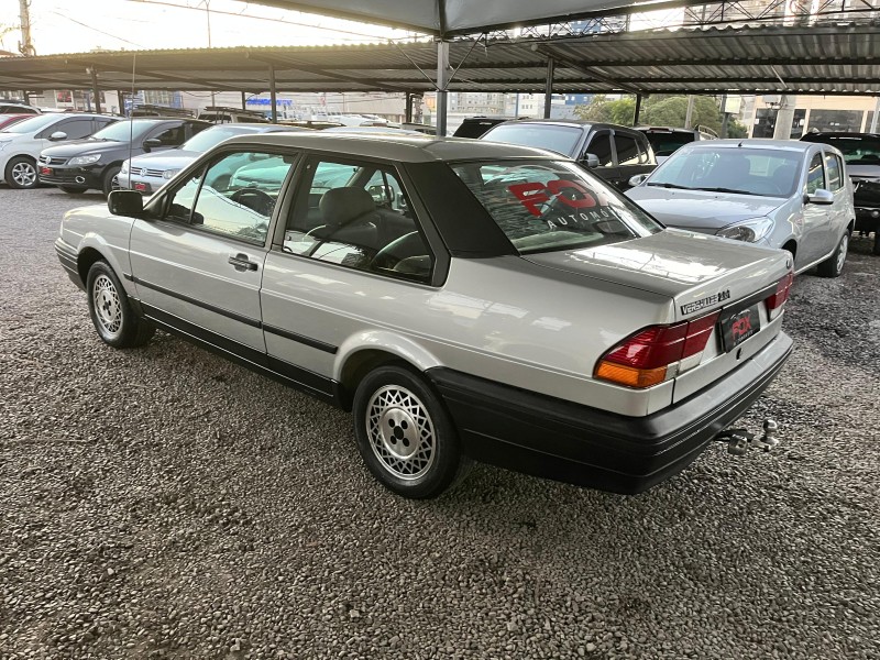 VERSAILLES 2.0 GL 8V GASOLINA 4P MANUAL - 1994 - CAXIAS DO SUL