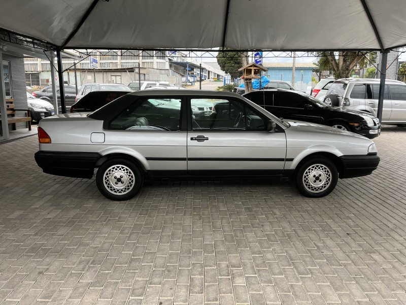 VERSAILLES 2.0 GL 8V GASOLINA 4P MANUAL - 1994 - CAXIAS DO SUL