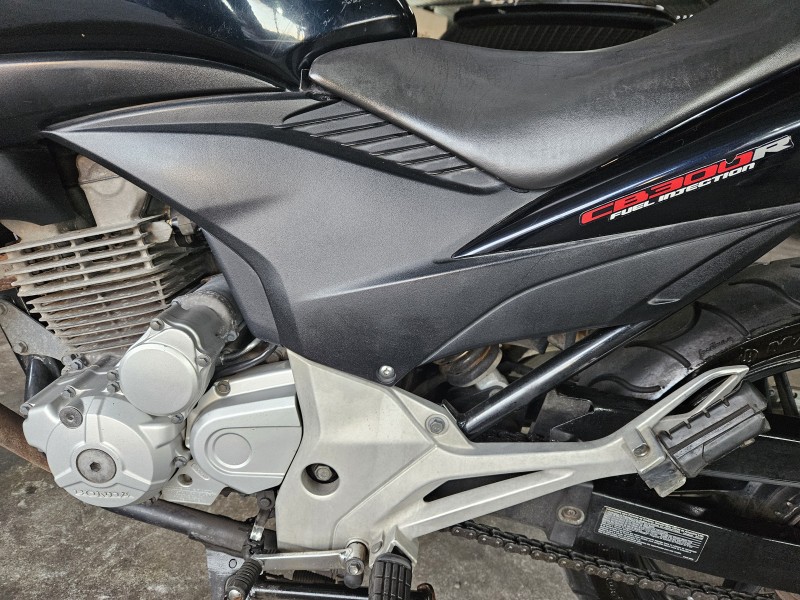 CB 300R  - 2012 - CAXIAS DO SUL