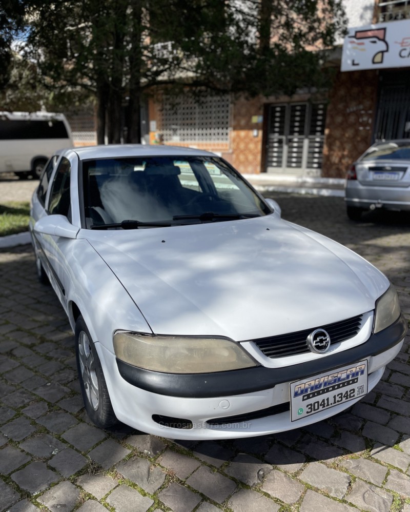 VECTRA 2.0 MPFI GLS 8V GASOLINA 4P MANUAL - 1998 - CAXIAS DO SUL