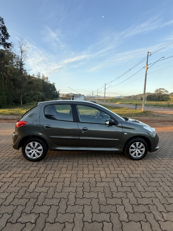 207 1.4 XR SPORT 8V FLEX 4P MANUAL - 2010 - ARROIO DO MEIO