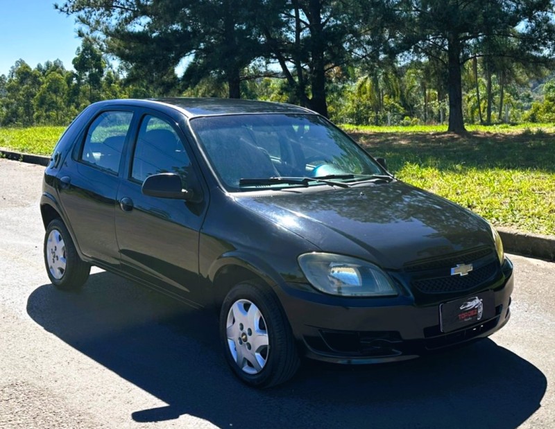 CELTA 1.0 MPFI LT 8V FLEX 4P MANUAL - 2013 - SãO SEBASTIãO DO CAí