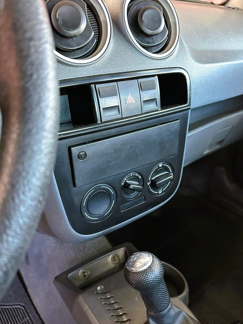 GOL 1.0 8V I-TRED FLEX 4P MANUAL - 2006 - SãO SEBASTIãO DO CAí
