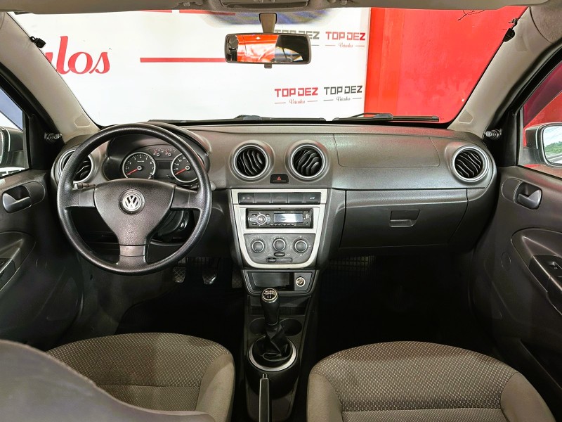VOYAGE 1.6 MI TRENDLINE 8V FLEX 4P MANUAL - 2012 - SãO SEBASTIãO DO CAí