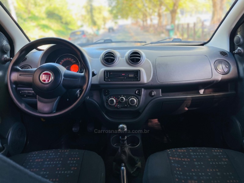 UNO 1.0 EVO VIVACE 8V FLEX 4P MANUAL - 2013 - NOVO HAMBURGO