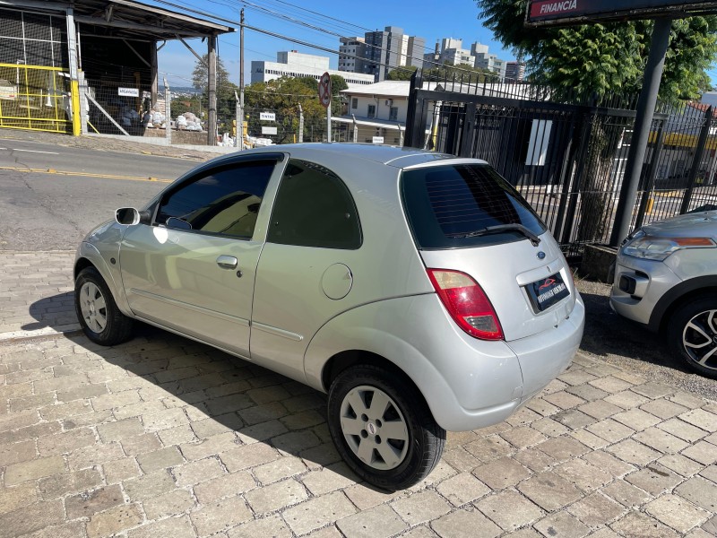 KA 1.0 I ZETEC ROCAM 32V GASOLINA 2P MANUAL - 2006 - CAXIAS DO SUL