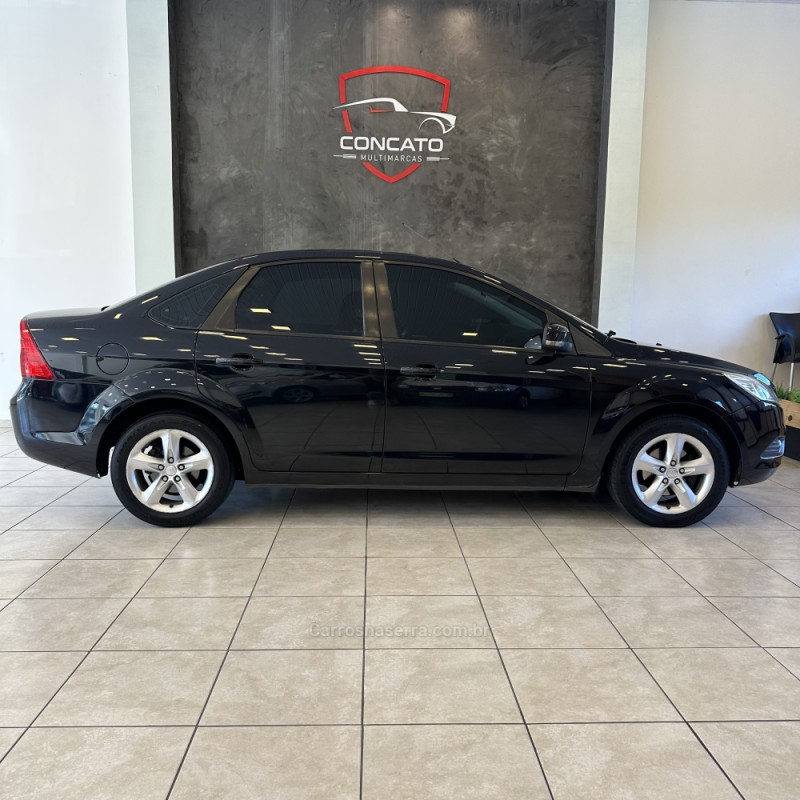 FOCUS 2.0 FC 16V GASOLINA 4P MANUAL - 2009 - FARROUPILHA