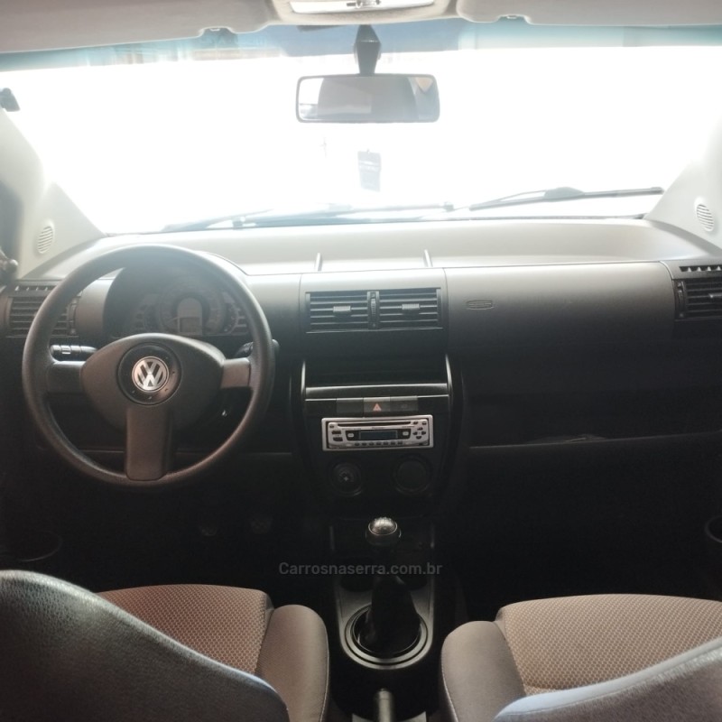 FOX 1.0 MI 8V FLEX 4P MANUAL - 2005 - ANTôNIO PRADO