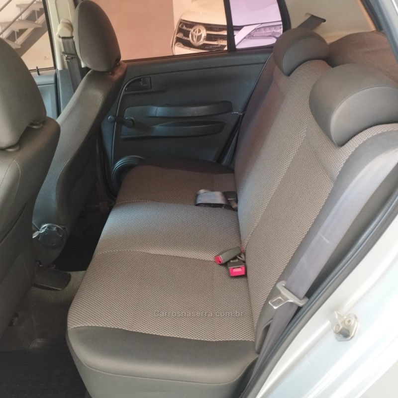 FOX 1.0 MI 8V FLEX 4P MANUAL - 2005 - ANTôNIO PRADO