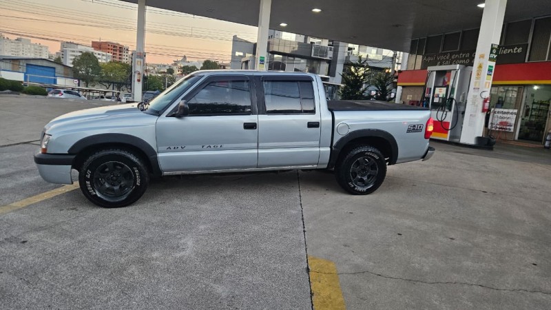 S10 2.4 MPFI ADVANTAGE 4X2 CD 8V FLEX 4P MANUAL - 2008 - CAXIAS DO SUL