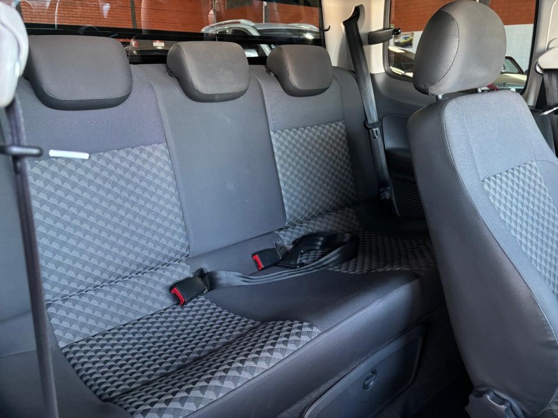 SAVEIRO 1.6 MI TRENDLINE CE 8V FLEX 2P MANUAL - 2015 - CAXIAS DO SUL