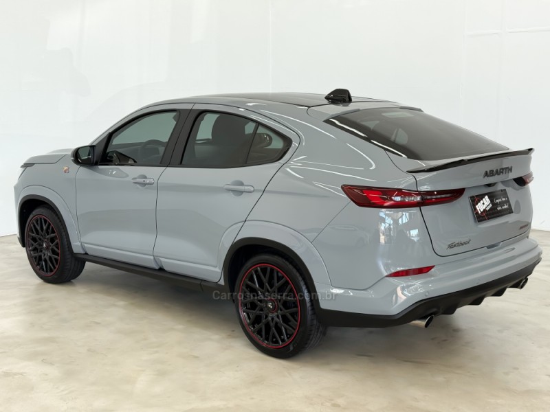 FASTBACK 1.3 ABARTH 270 TURBO FLEX 4P AUTOMÁTICO - 2025 - CAXIAS DO SUL