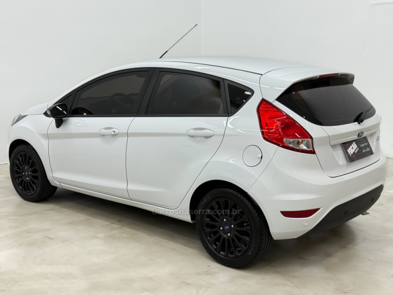 FIESTA 1.6 SEL STYLE HATCH 16V FLEX 4P MANUAL - 2017 - CAXIAS DO SUL