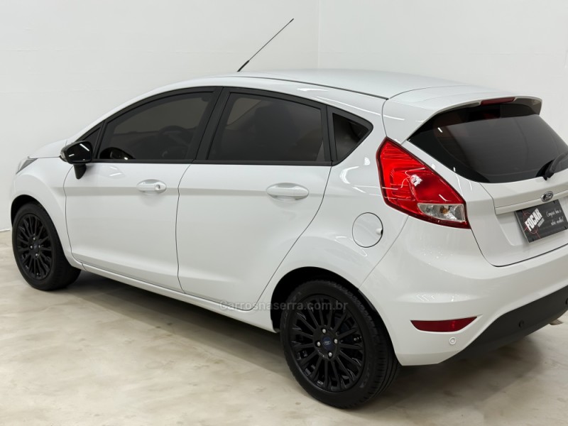 FIESTA 1.6 SEL STYLE HATCH 16V FLEX 4P MANUAL - 2017 - CAXIAS DO SUL