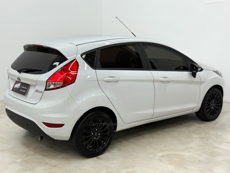 FIESTA 1.6 SEL STYLE HATCH 16V FLEX 4P MANUAL - 2017 - CAXIAS DO SUL
