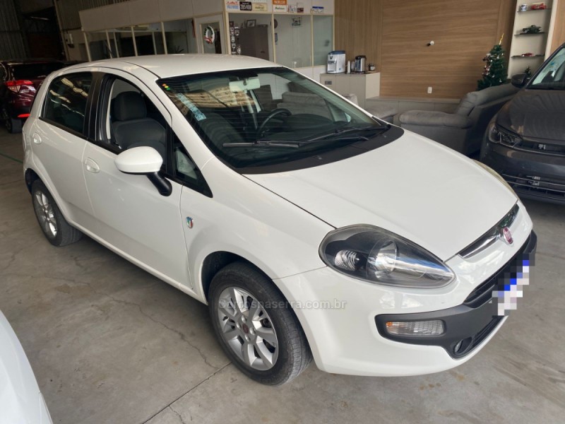 PUNTO 1.4 ATTRACTIVE ITALIA 8V FLEX 4P MANUAL - 2016 - FLORES DA CUNHA