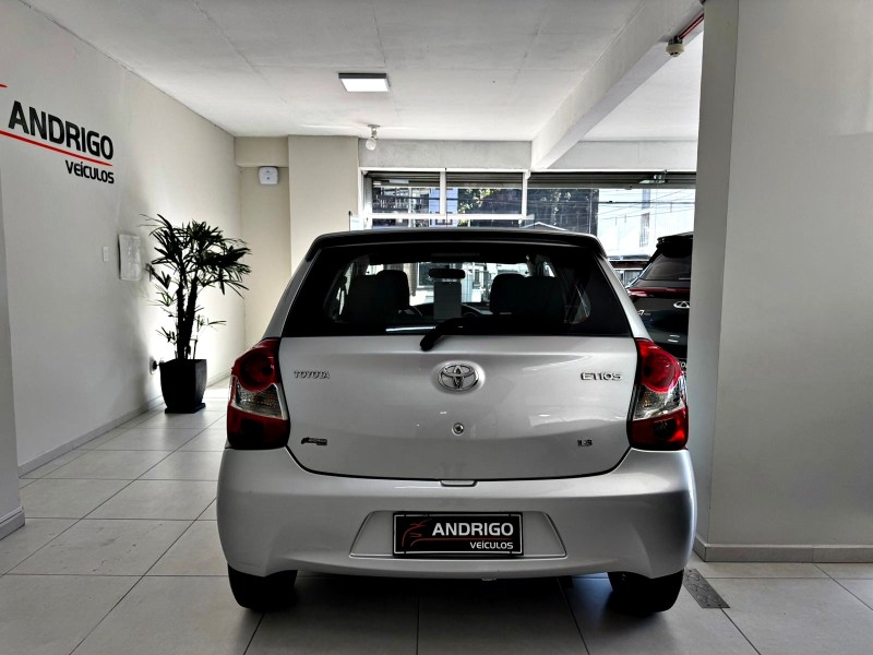 ETIOS 1.3 X 16V FLEX 4P MANUAL - 2015 - CAXIAS DO SUL