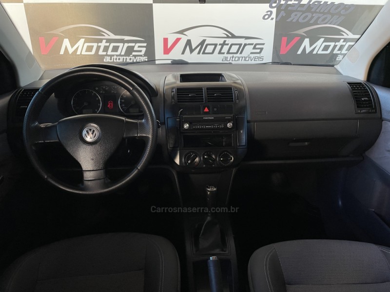 POLO 1.6 MI 8V FLEX 4P MANUAL - 2009 - PAROBé