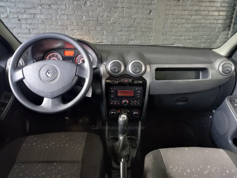 LOGAN 1.6 EXPRESSION 8V FLEX 4P MANUAL - 2013 - CAXIAS DO SUL