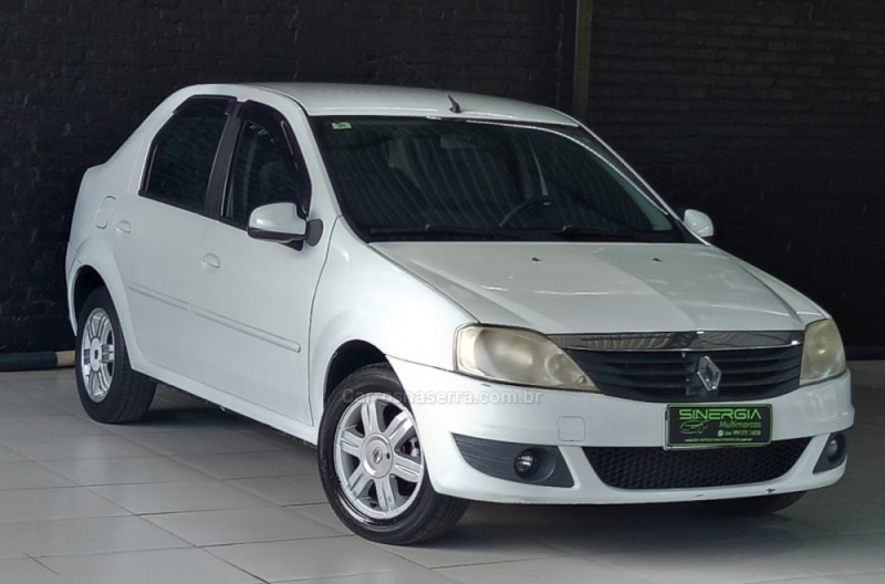 LOGAN 1.6 EXPRESSION 8V FLEX 4P MANUAL - 2013 - CAXIAS DO SUL