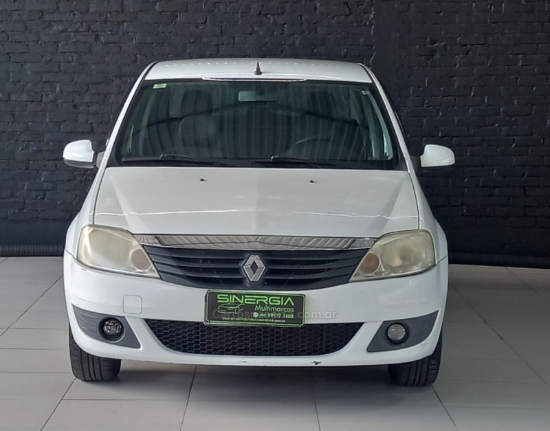 LOGAN 1.6 EXPRESSION 8V FLEX 4P MANUAL - 2013 - CAXIAS DO SUL