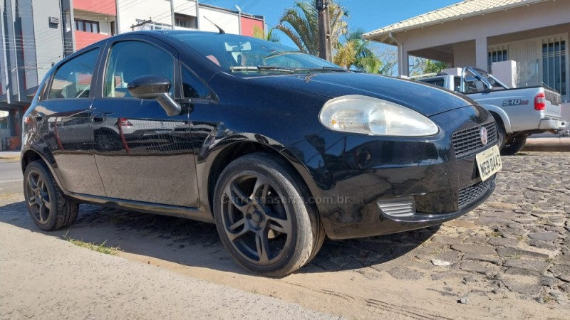 PUNTO 1.4 8V FLEX 4P MANUAL - 2008 - SOMBRIO