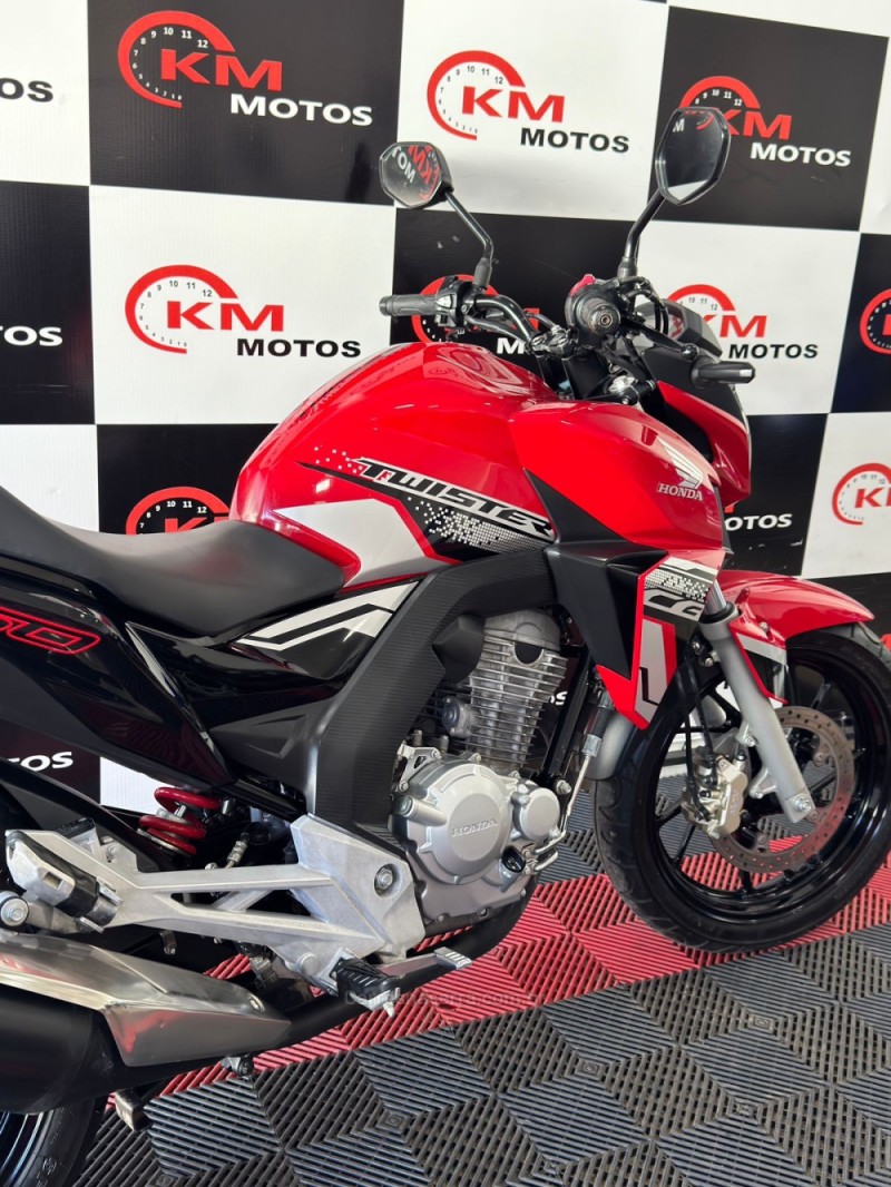 CB 250F TWISTER CBS - 2021 - PORTãO