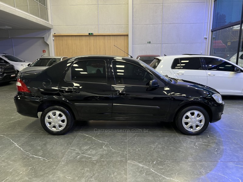 PRISMA 1.4 MPFI MAXX 8V FLEX 4P MANUAL - 2007 - ESTâNCIA VELHA