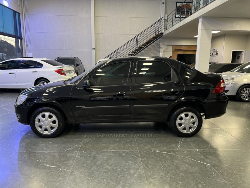 PRISMA 1.4 MPFI MAXX 8V FLEX 4P MANUAL - 2007 - ESTâNCIA VELHA