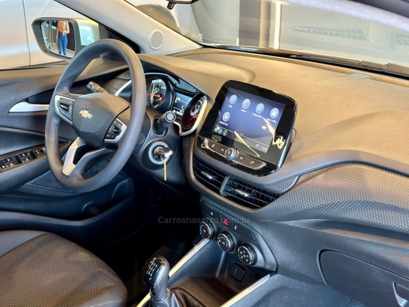 ONIX 1.0 LT 12V FLEX 4P MANUAL - 2022 - CAXIAS DO SUL