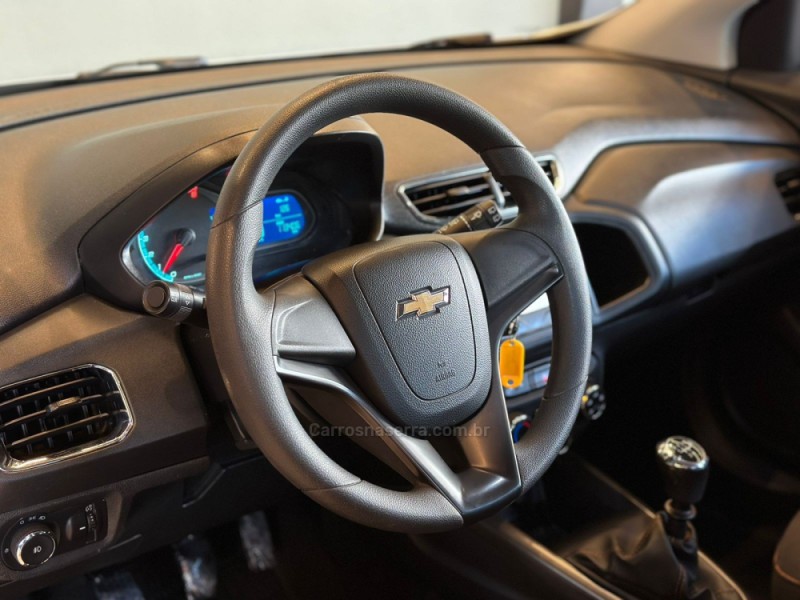 ONIX 1.4 MPFI LTZ 8V FLEX 4P MANUAL - 2014 - CAXIAS DO SUL