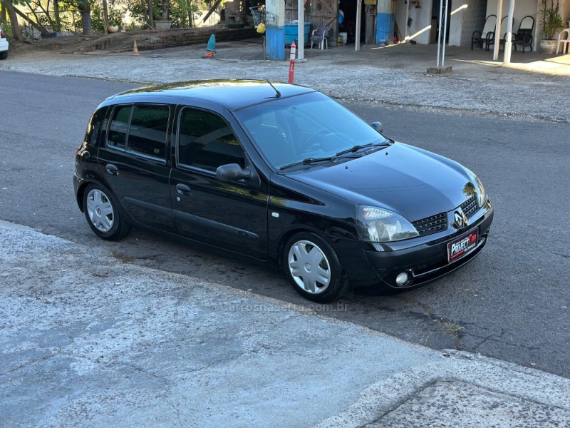 CLIO 1.0 AUTHENTIQUE 8V GASOLINA 4P MANUAL - 2005 - NOVO HAMBURGO