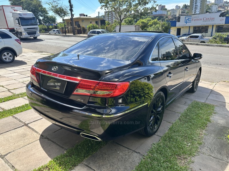 AZERA 3.3 MPFI GLS SEDAN V6 24V GASOLINA 4P AUTOMÁTICO - 2011 - CAXIAS DO SUL