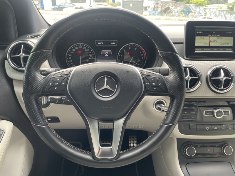 B 200 1.6 SPORT TURBO GASOLINA 4P AUTOMÁTICO - 2014 - CAXIAS DO SUL