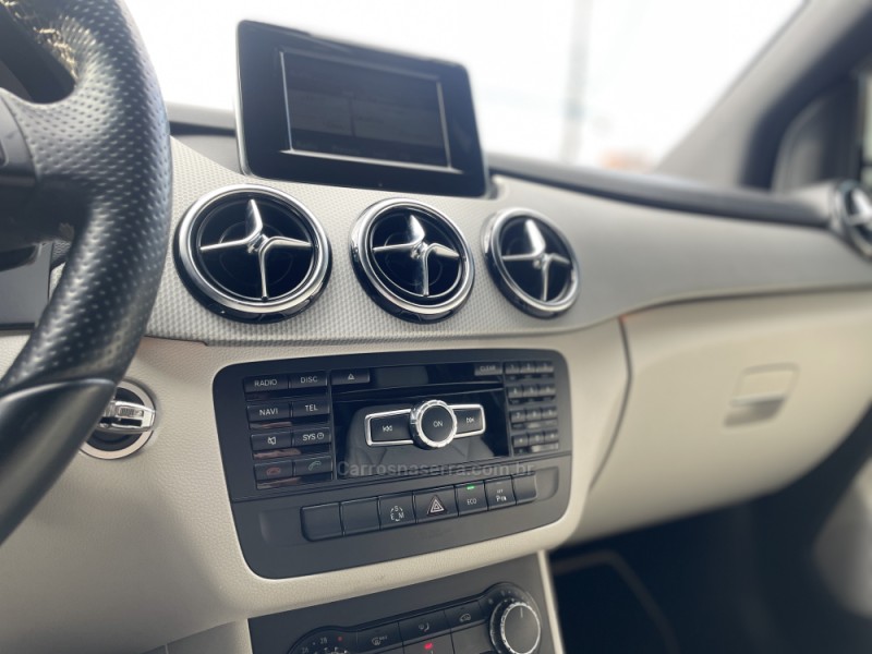 B 200 1.6 SPORT TURBO GASOLINA 4P AUTOMÁTICO - 2014 - CAXIAS DO SUL