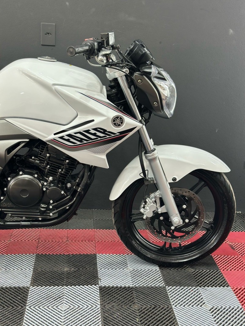 FAZER FZ25 - 2015 - NOVO HAMBURGO